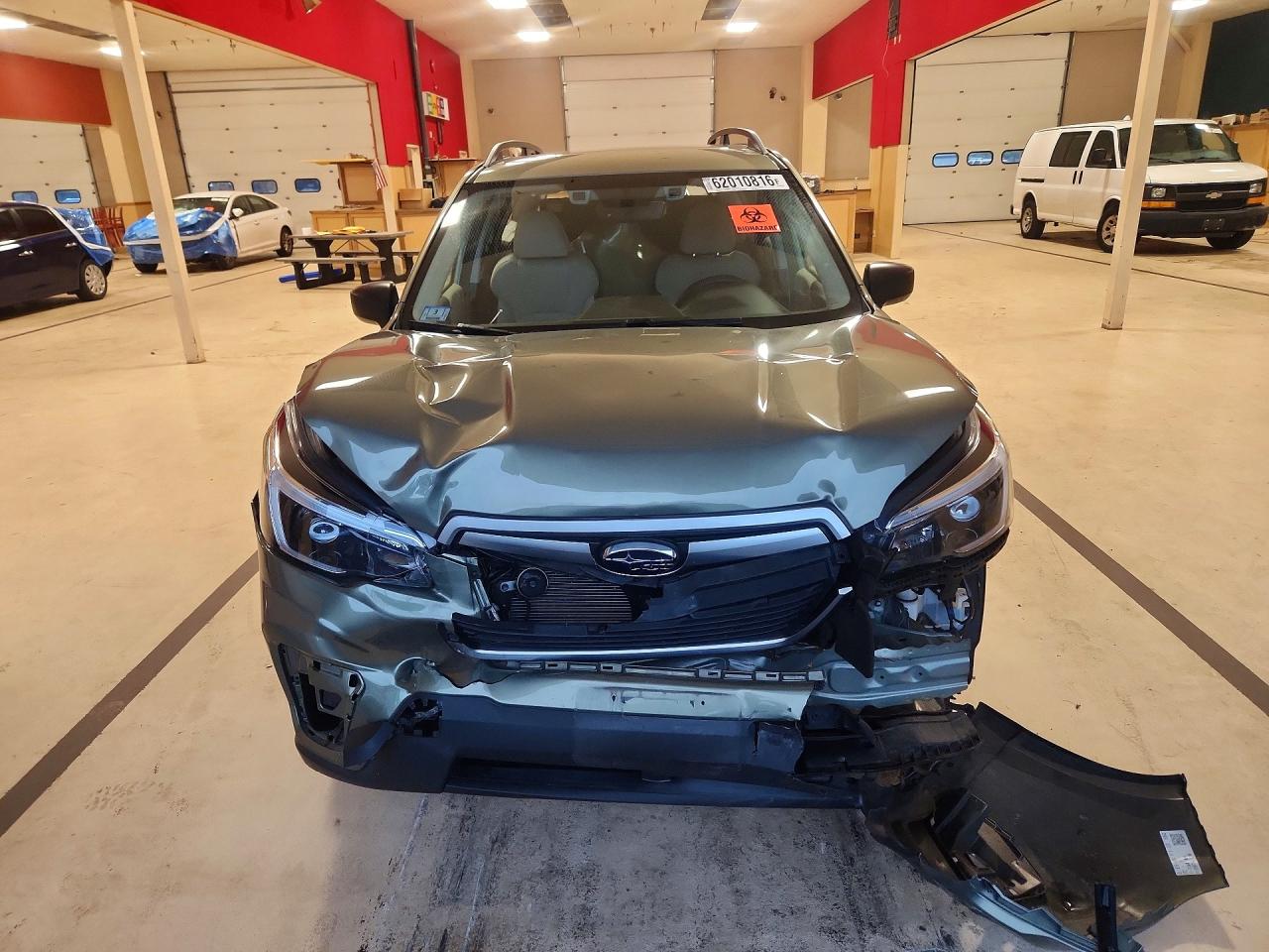 2021 Subaru Forester Green vin: JF2SKADC3MH569141