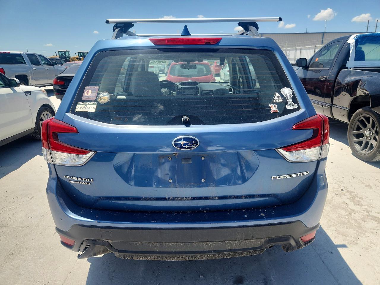 2021 Subaru Forester Blue vin: JF2SKADC4MH519266