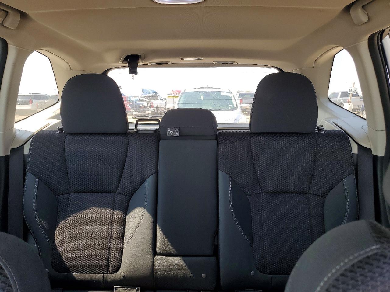 2024 Subaru Forester Premium Silver vin: JF2SKADC4RH505570