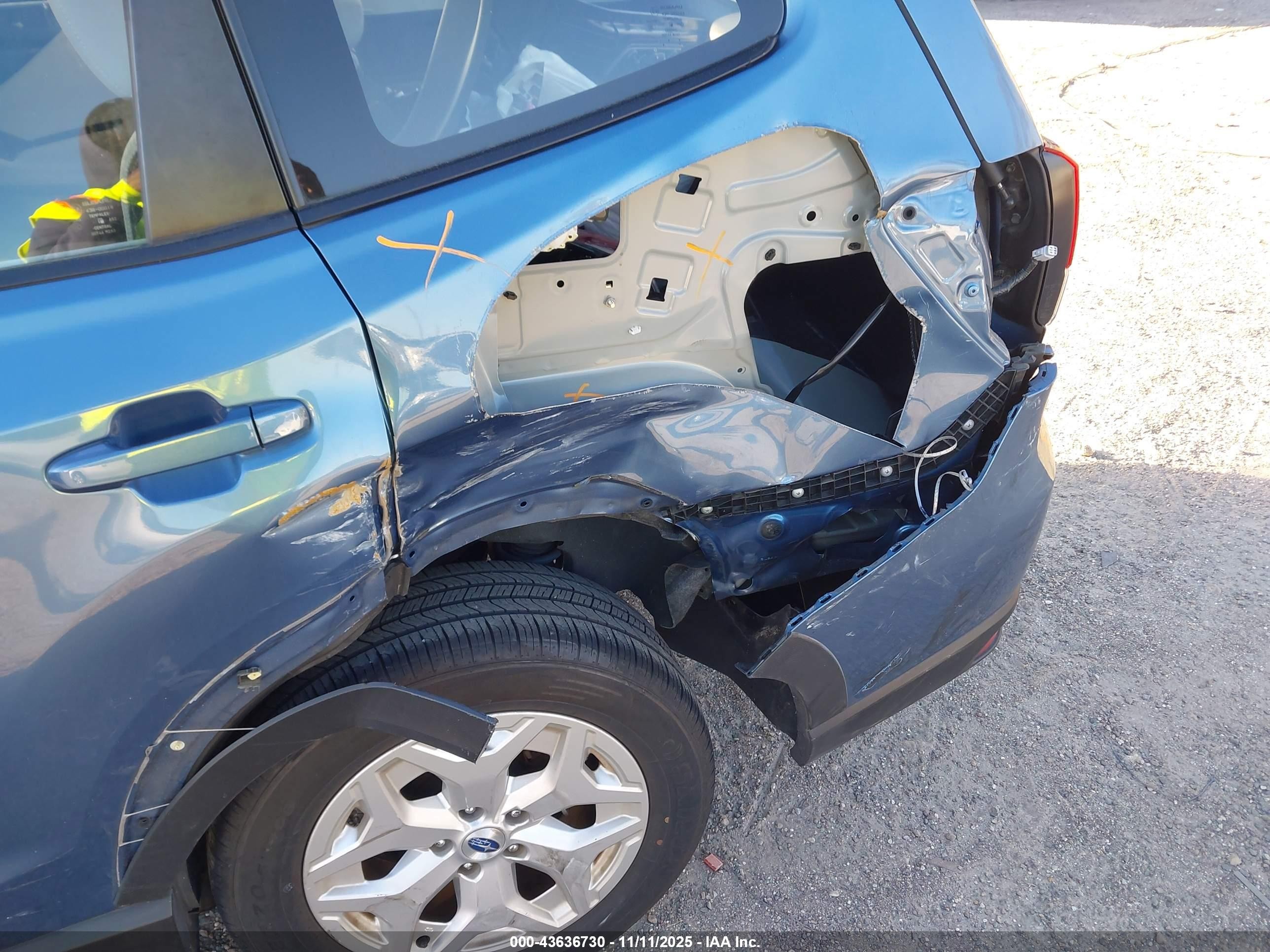 2021 Subaru Forester   Синий vin: JF2SKADC5MH484513