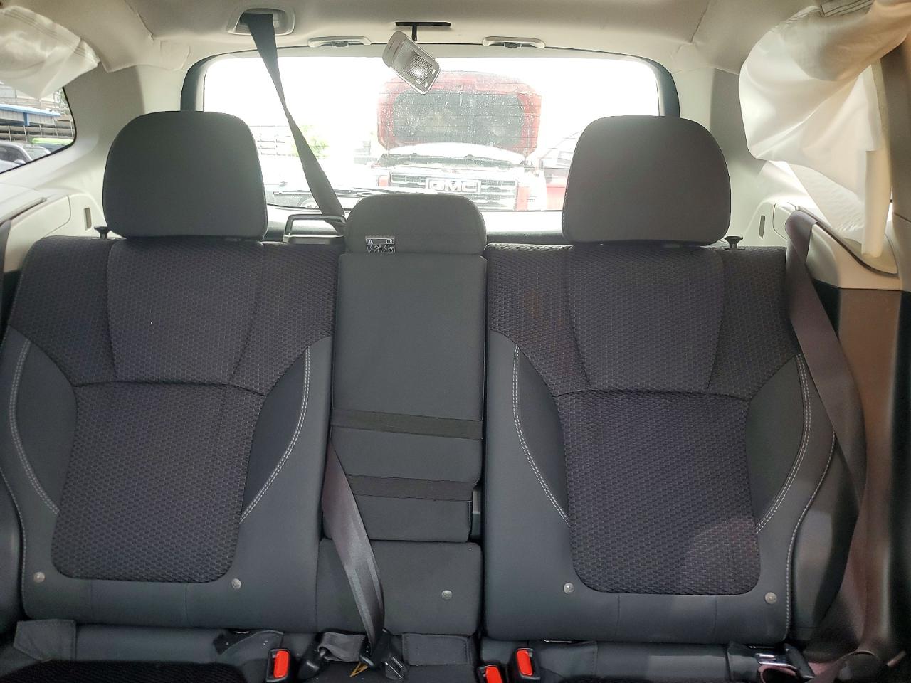 2022 Subaru Forester Premium Серебряный vin: JF2SKADC5NH465896