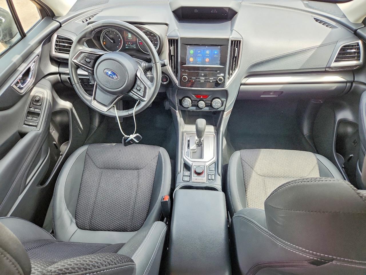 2023 Subaru Forester Premium White vin: JF2SKADC5PH448583