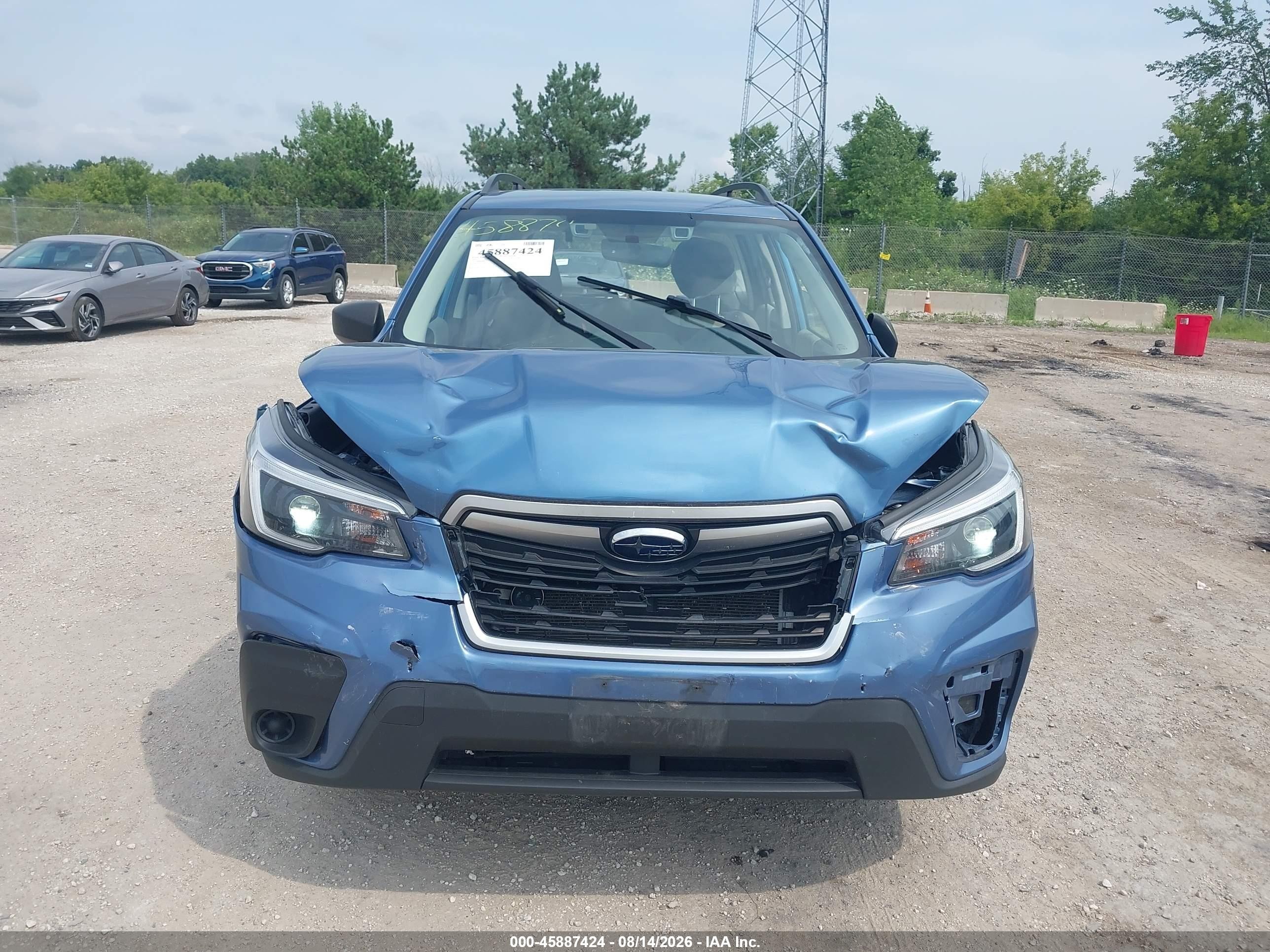 2021 Subaru Forester Blue vin: JF2SKADC7MH485582