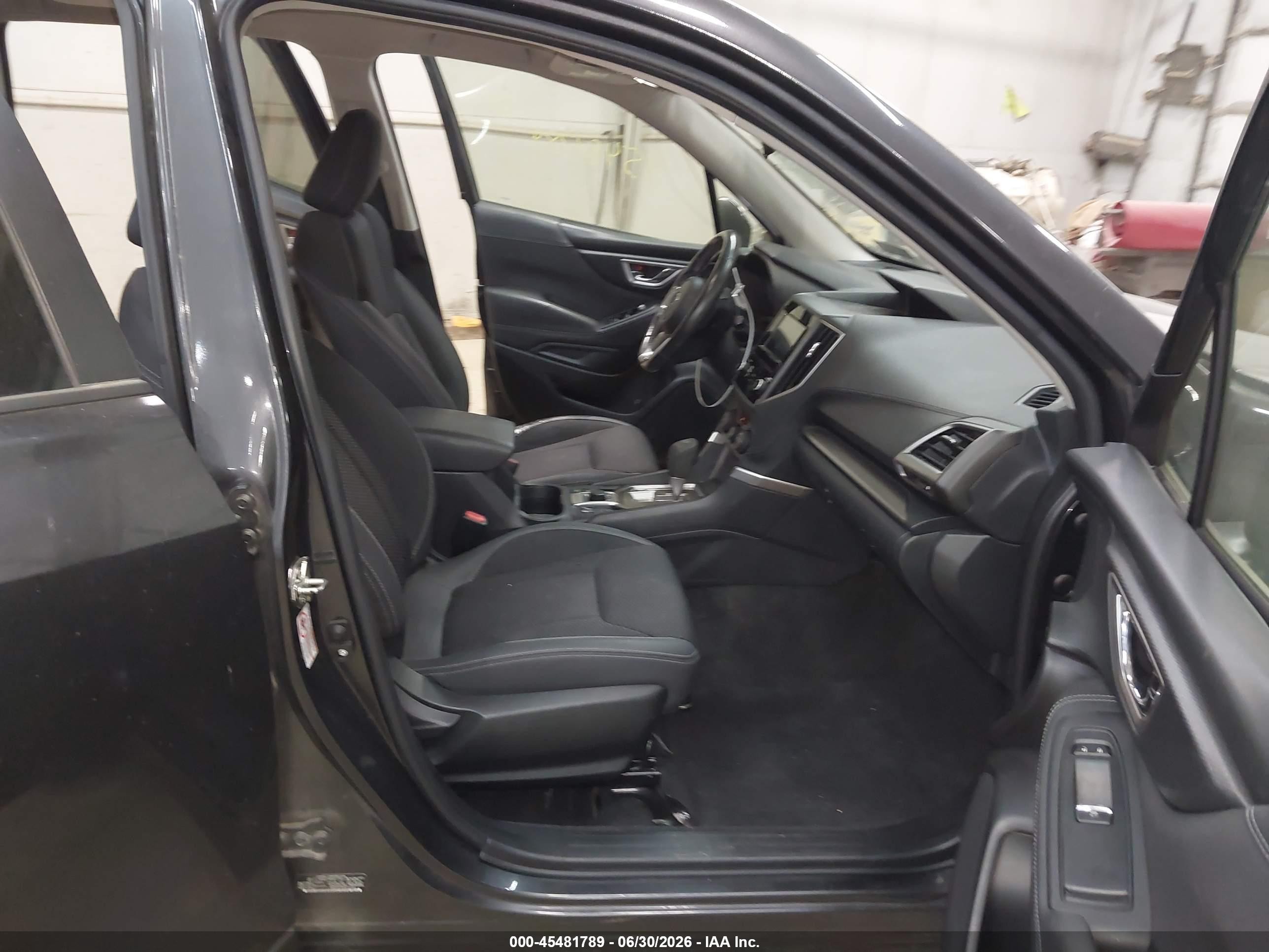 2019 Subaru Forester Premium Black vin: JF2SKAEC3KH411345