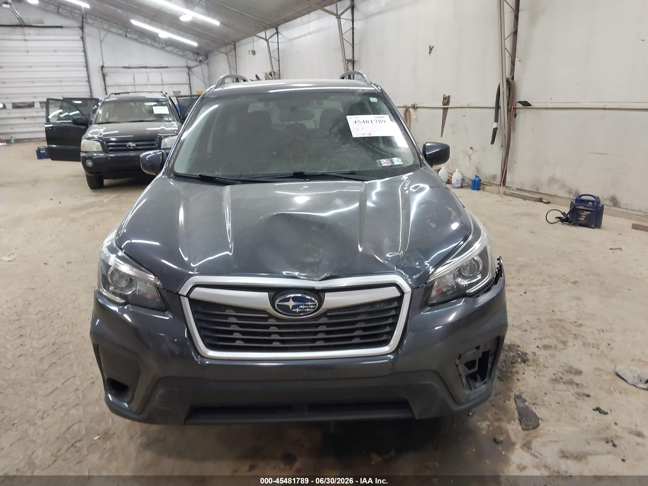 2019 Subaru Forester Premium Black vin: JF2SKAEC3KH411345