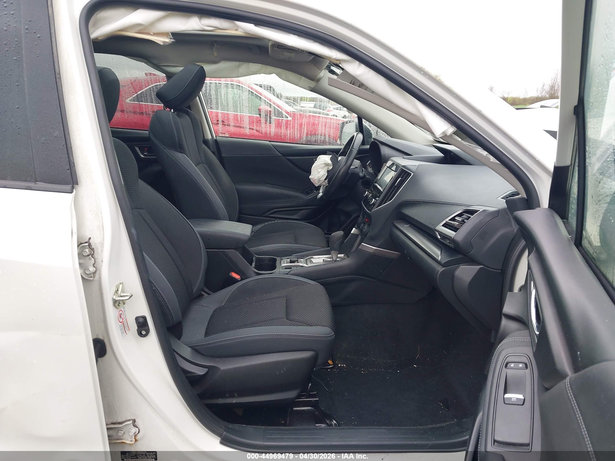 2019 Subaru Forester Premium White vin: JF2SKAEC3KH581866
