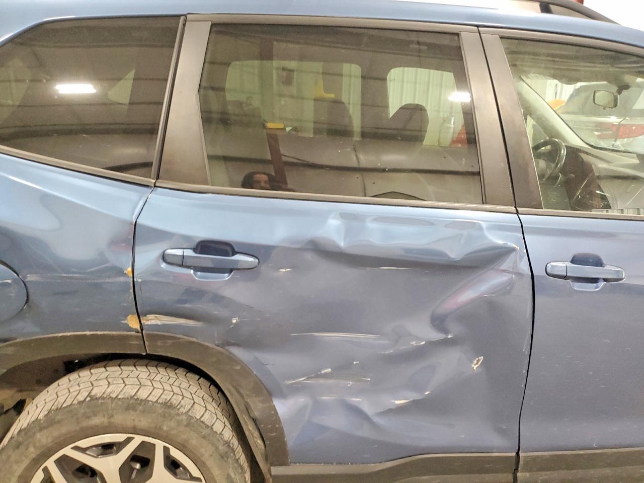 2019 Subaru Forester Premium Blue vin: JF2SKAEC8KH428108