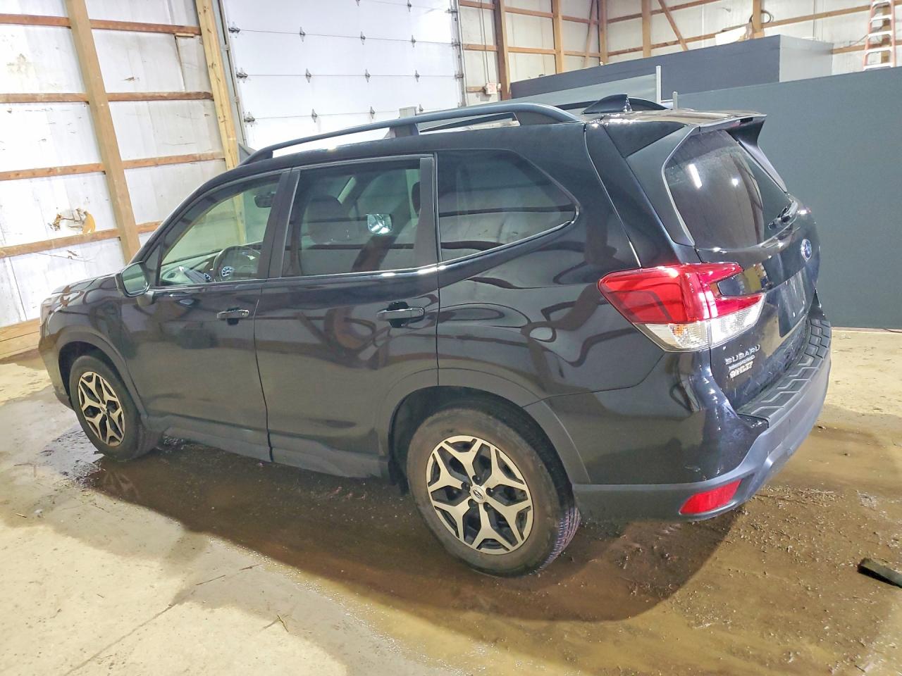 2021 Subaru Forester Premium Black vin: JF2SKAFC6MH468785