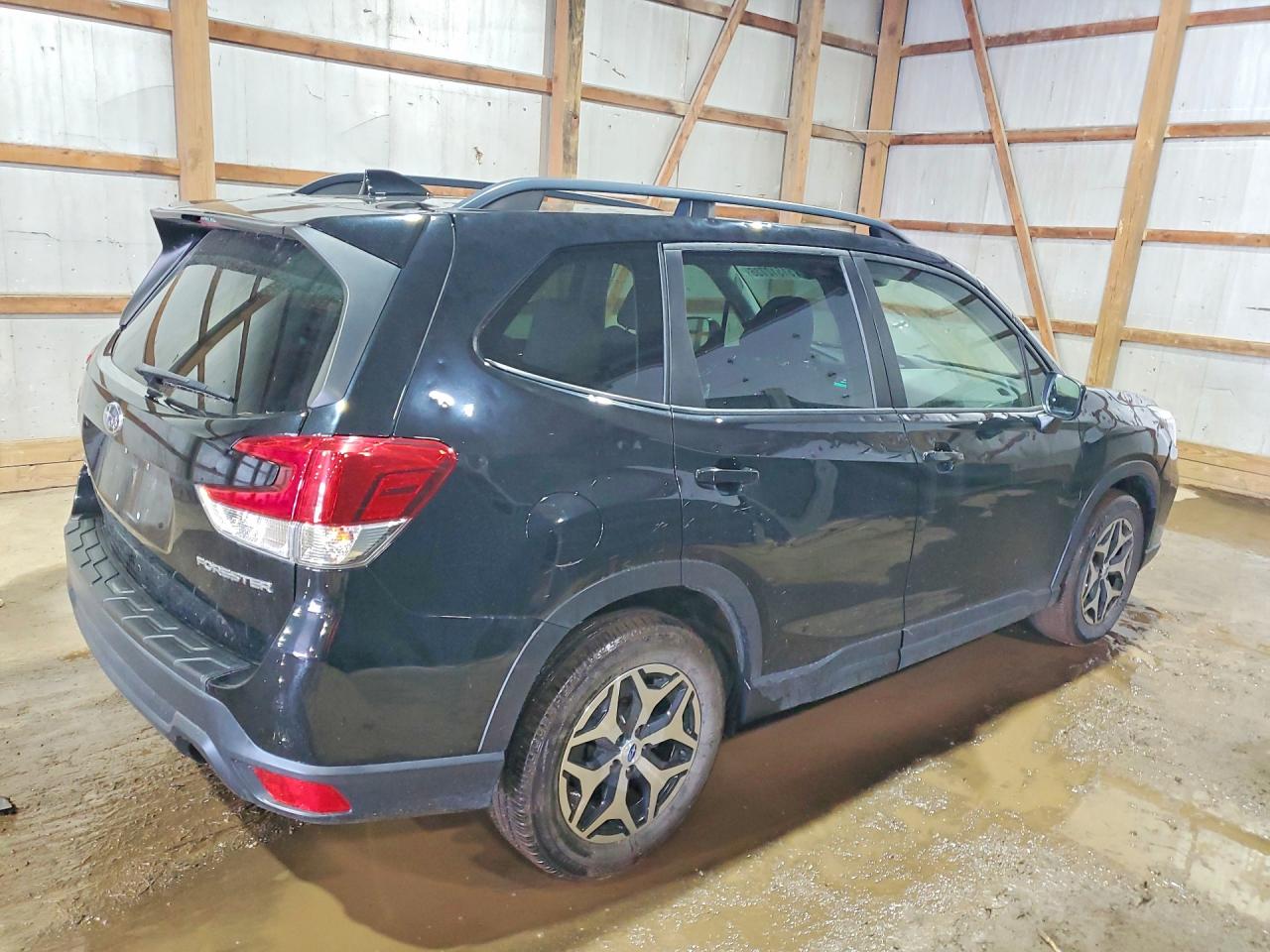 2021 Subaru Forester Premium Black vin: JF2SKAFC6MH468785