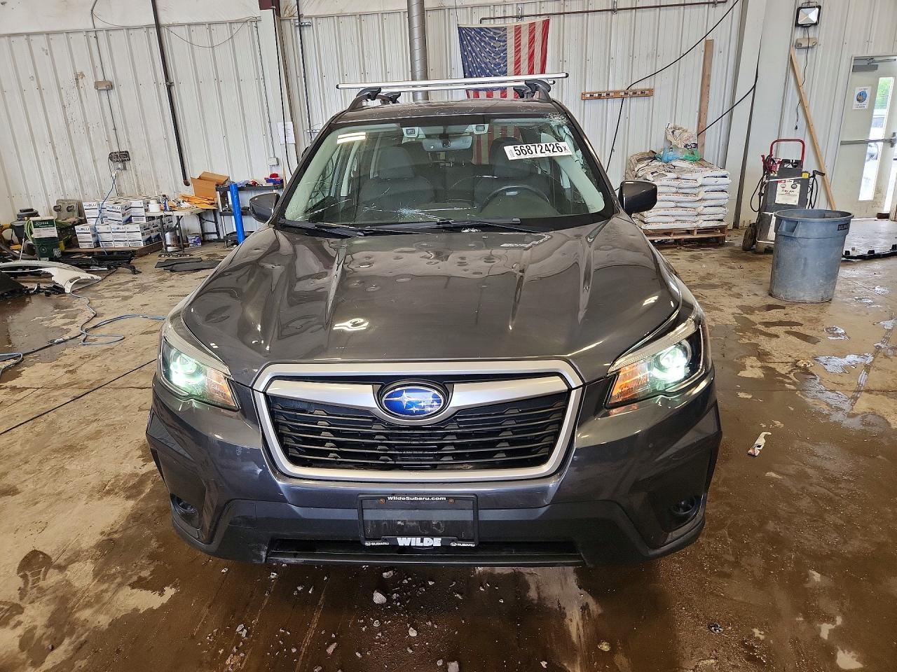 2020 Subaru Forester Premium Gray vin: JF2SKAGC3LH465520