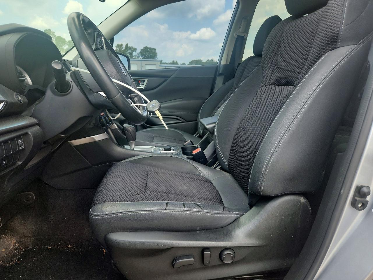 2020 Subaru Forester Premium Silver vin: JF2SKAGC3LH561907