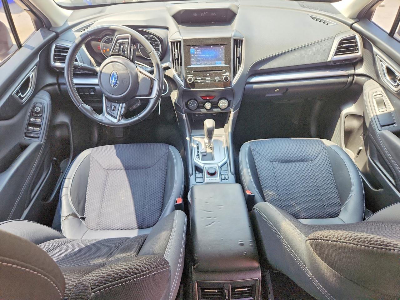 2020 Subaru Forester Premium Silver vin: JF2SKAGC3LH561907