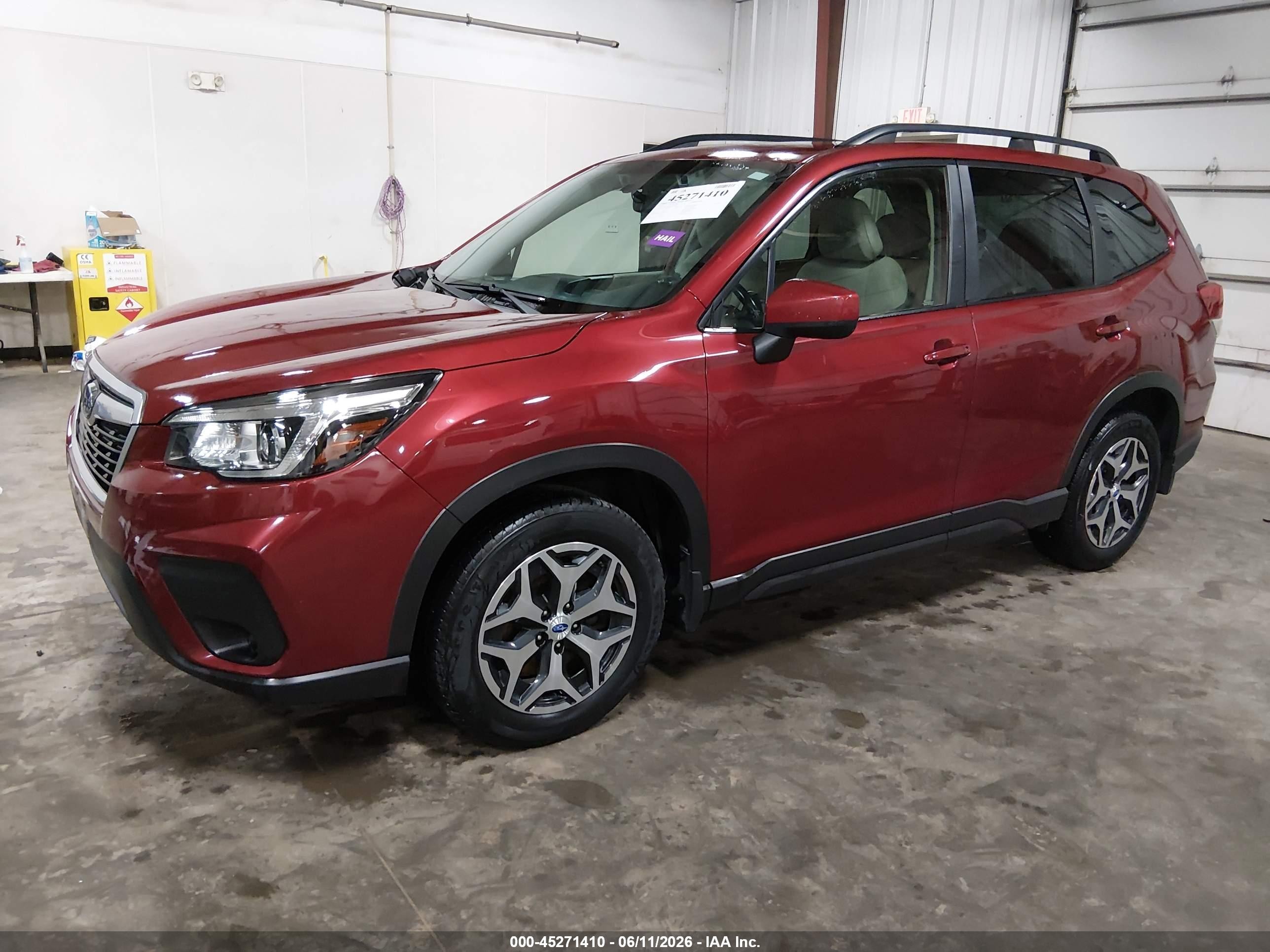 2019 Subaru Forester Premium Red vin: JF2SKAGC8KH409958
