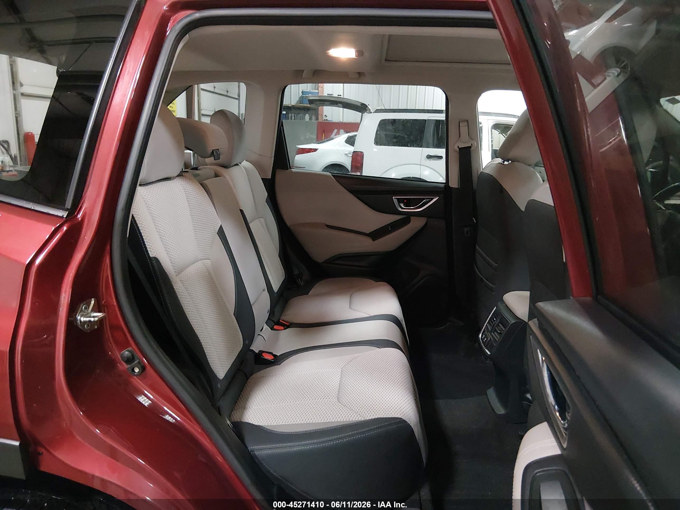 2019 Subaru Forester Premium Red vin: JF2SKAGC8KH409958
