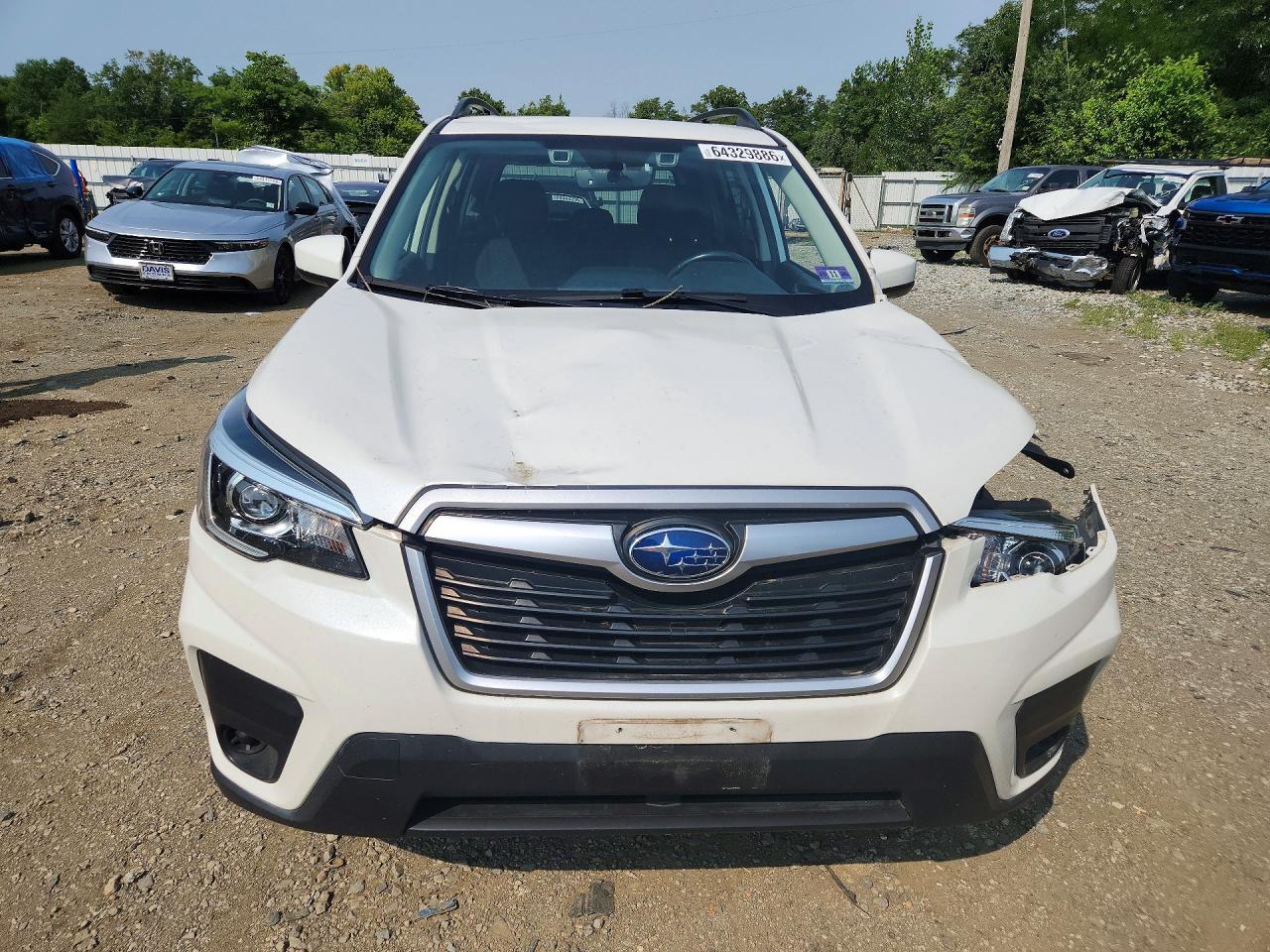 2020 Subaru Forester Premium White vin: JF2SKAGC8LH428897