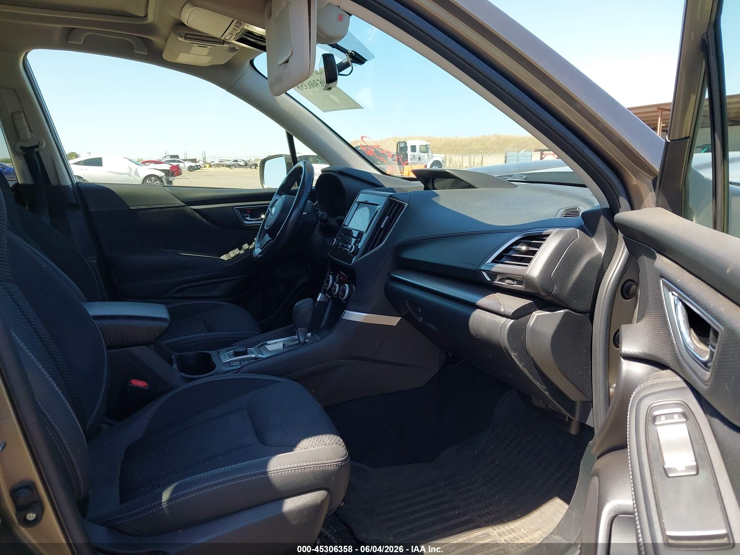 2020 Subaru Forester Premium Gray vin: JF2SKAJC3LH403138