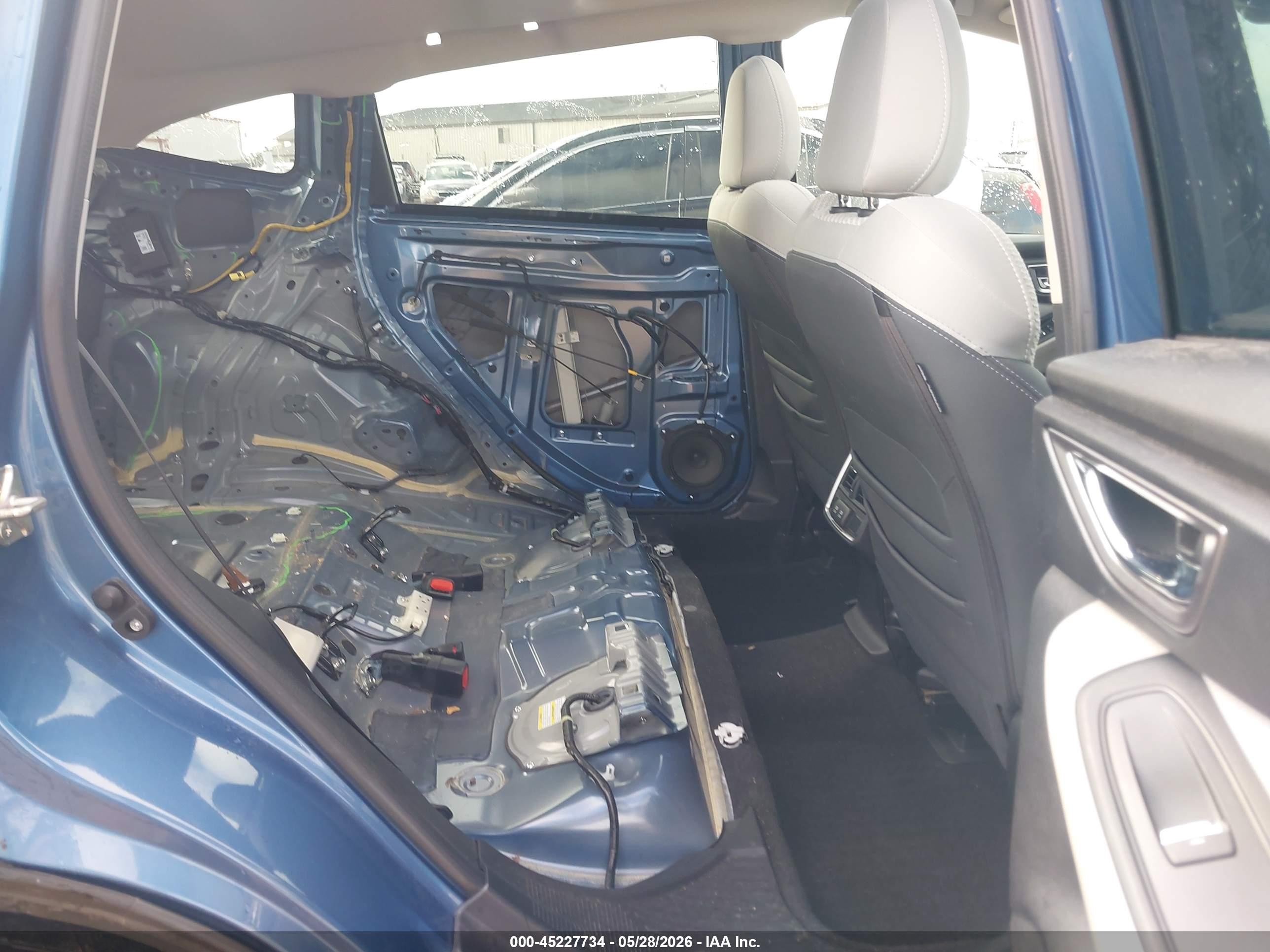 2020 Subaru Forester Premium Синий vin: JF2SKAJC3LH537230