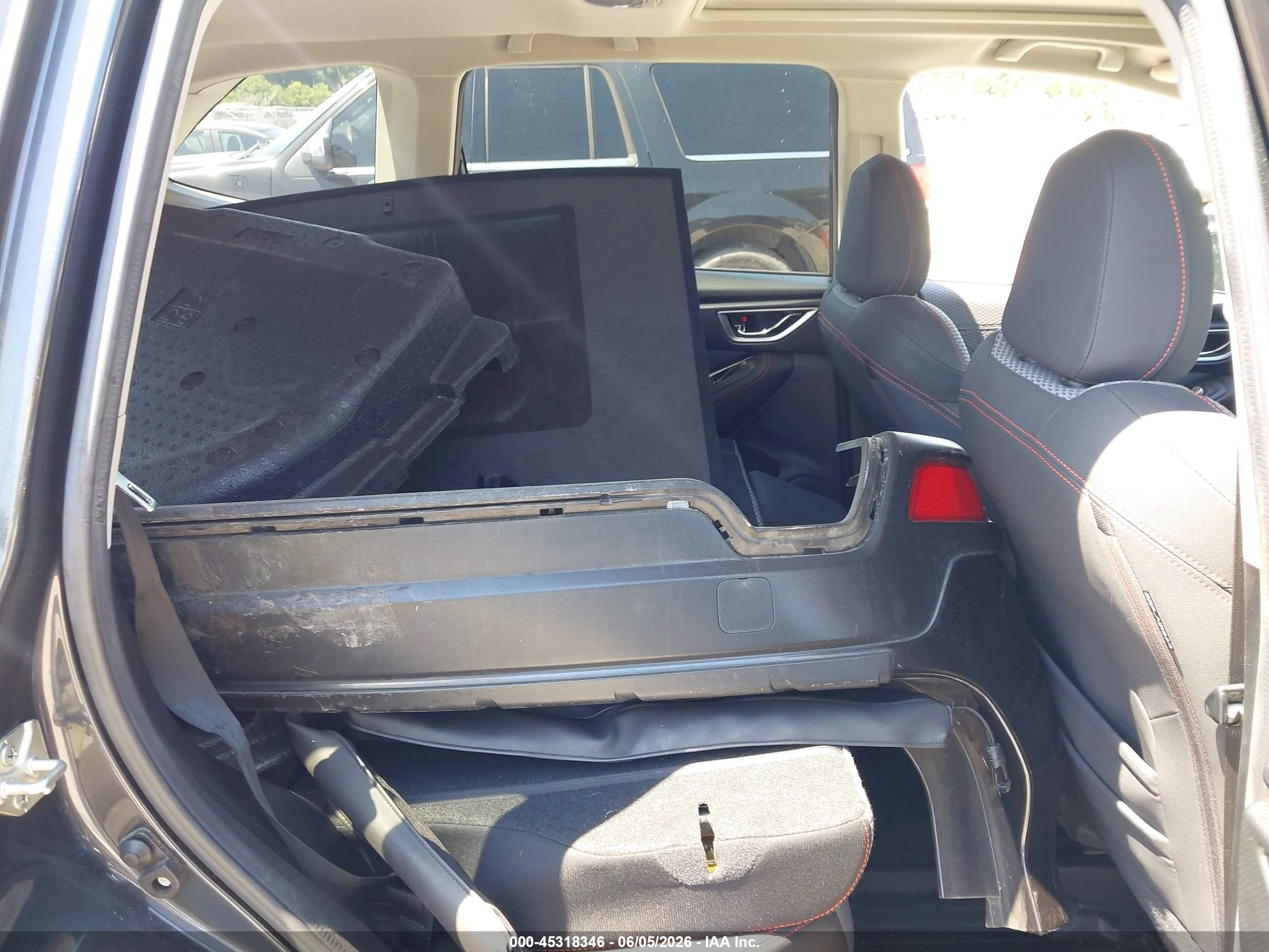 2019 Subaru Forester Sport Black vin: JF2SKAJC4KH442447
