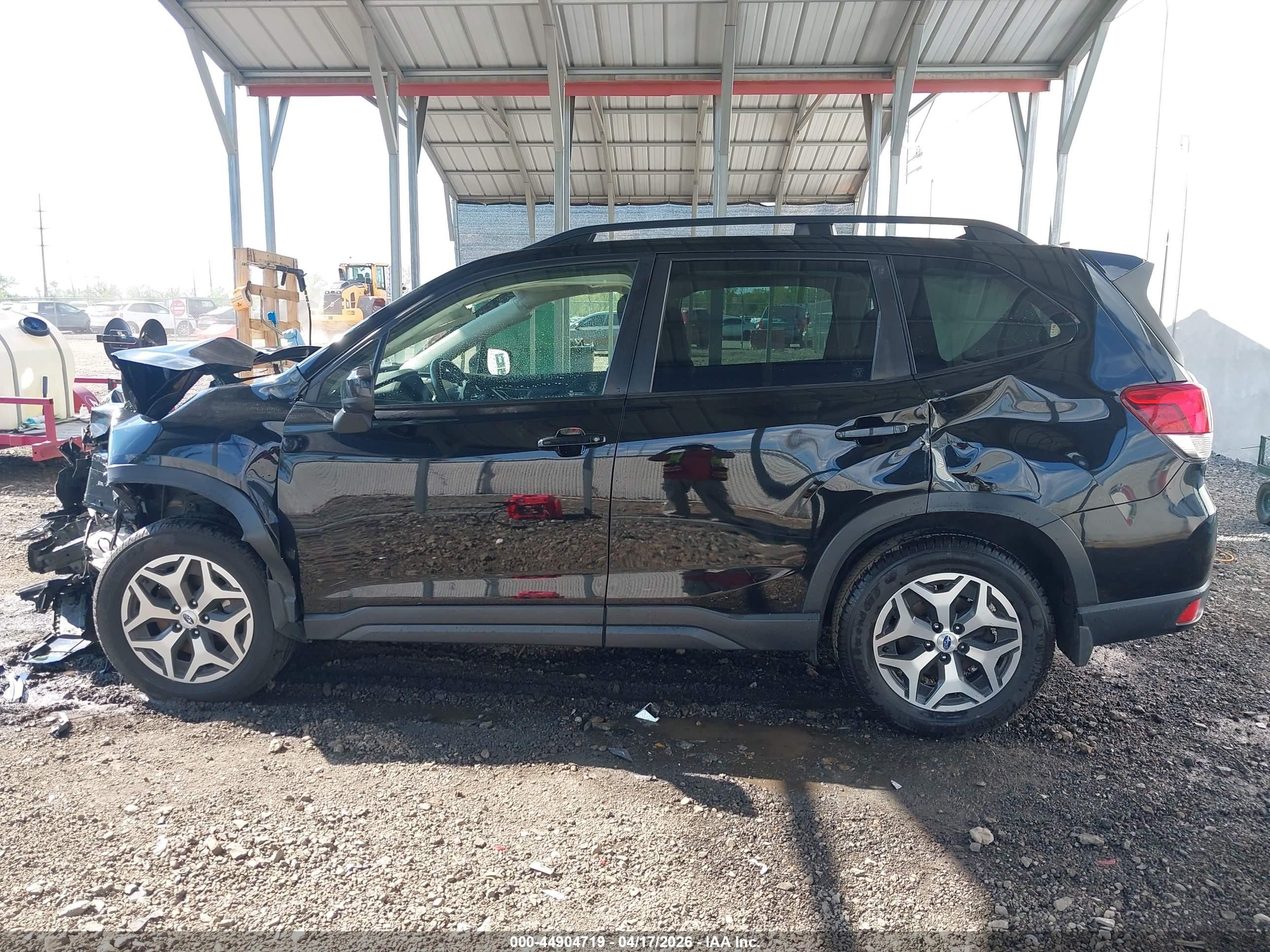 2020 Subaru Forester Premium Black vin: JF2SKAJC4LH442188