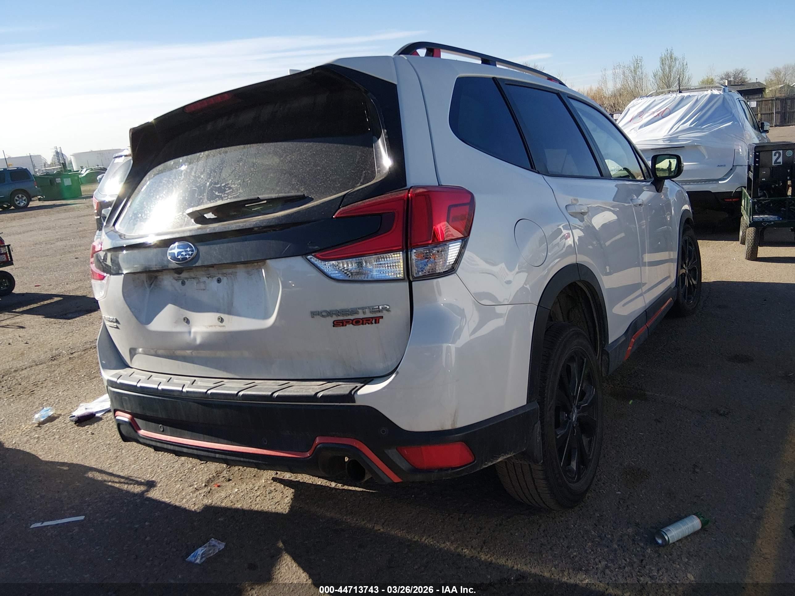2022 Subaru Forester Sport White vin: JF2SKAJC5NH506967