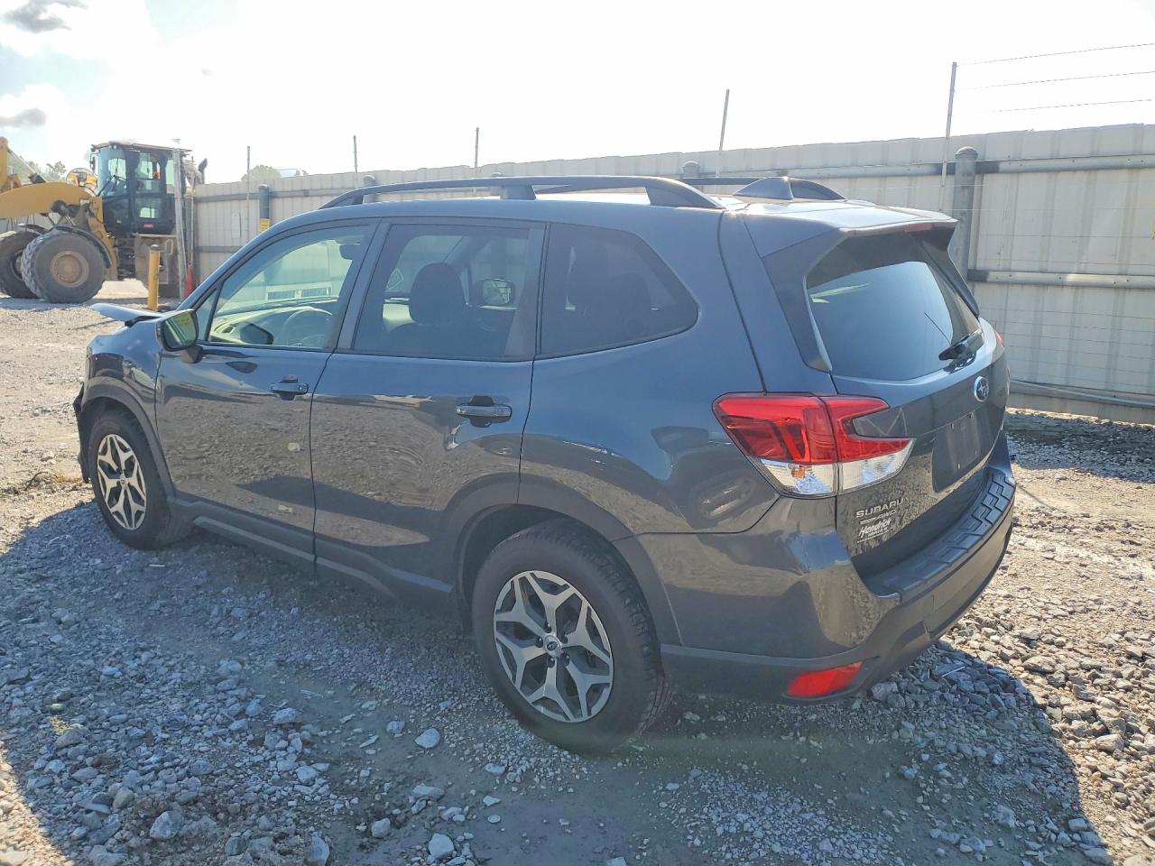 2021 Subaru Forester Premium Серый vin: JF2SKAJC7MH465479