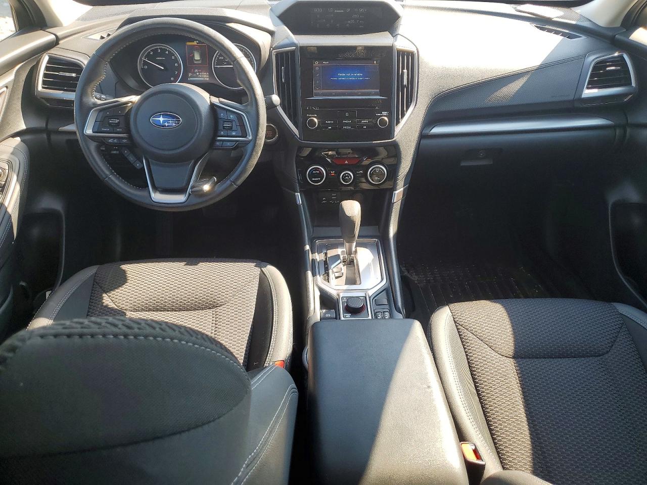 2021 Subaru Forester Premium Серый vin: JF2SKAJC7MH465479