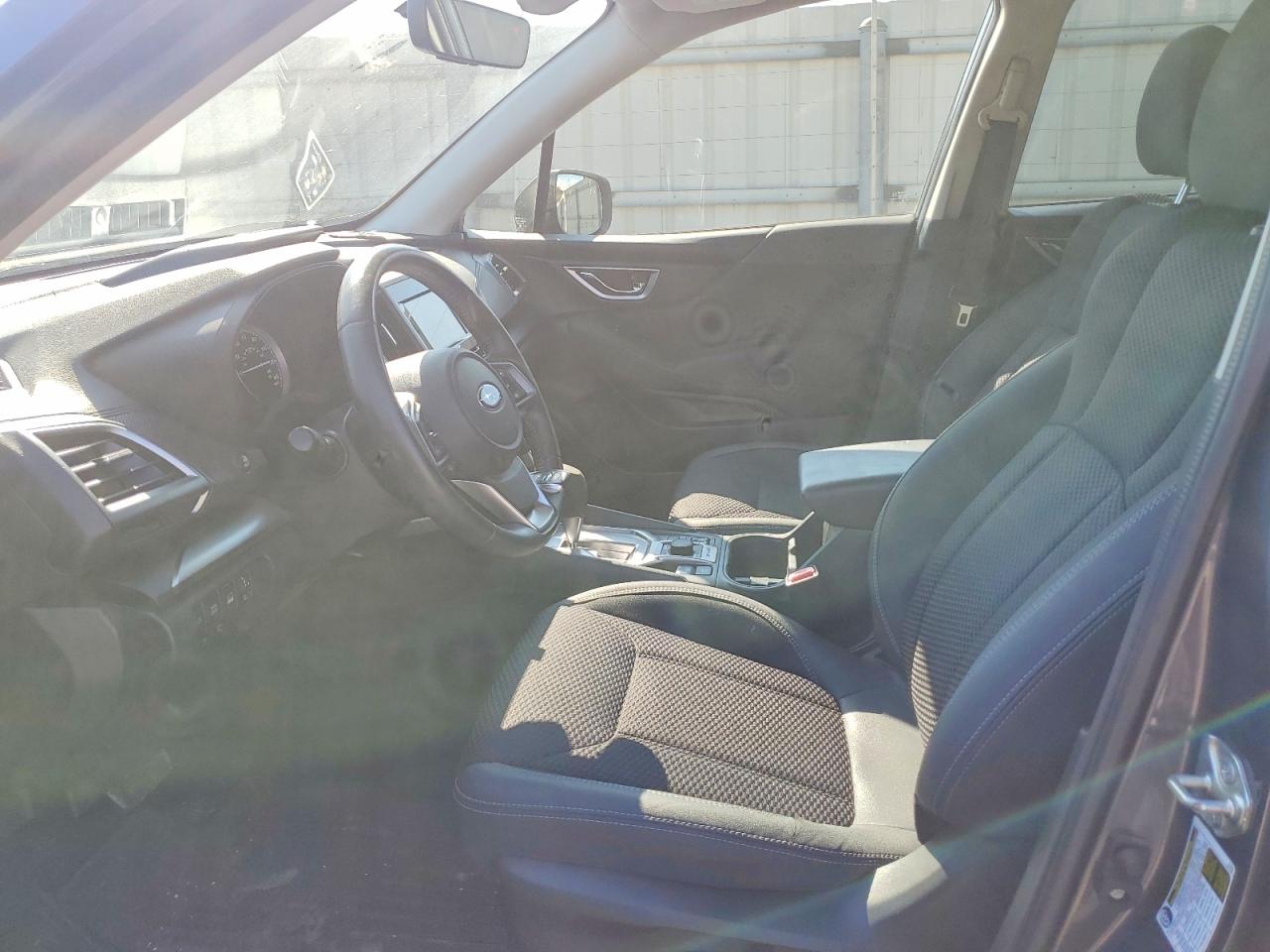 2021 Subaru Forester Premium Серый vin: JF2SKAJC7MH465479