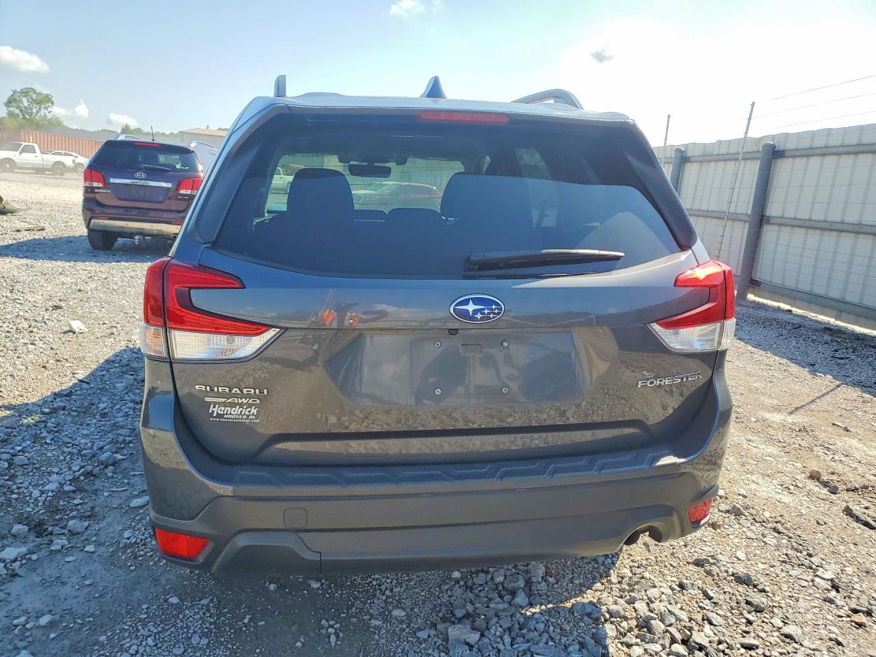 2021 Subaru Forester Premium Серый vin: JF2SKAJC7MH465479