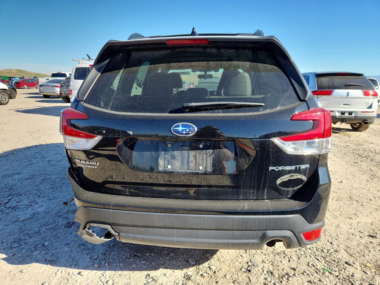 2021 Subaru Forester Premium Black vin: JF2SKAJC8MH438016