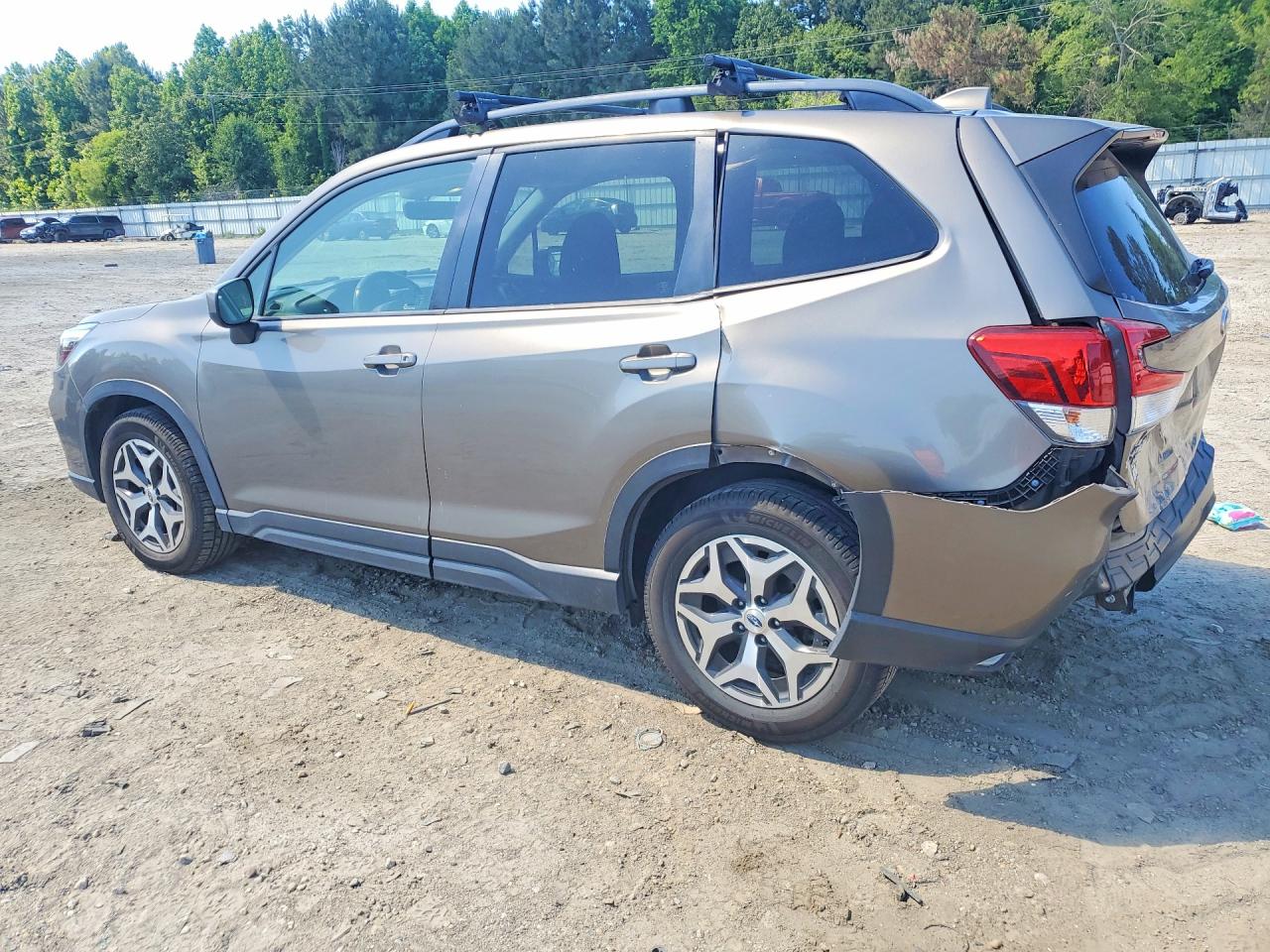 2020 Subaru Forester Premium Gray vin: JF2SKAJC9LH537281