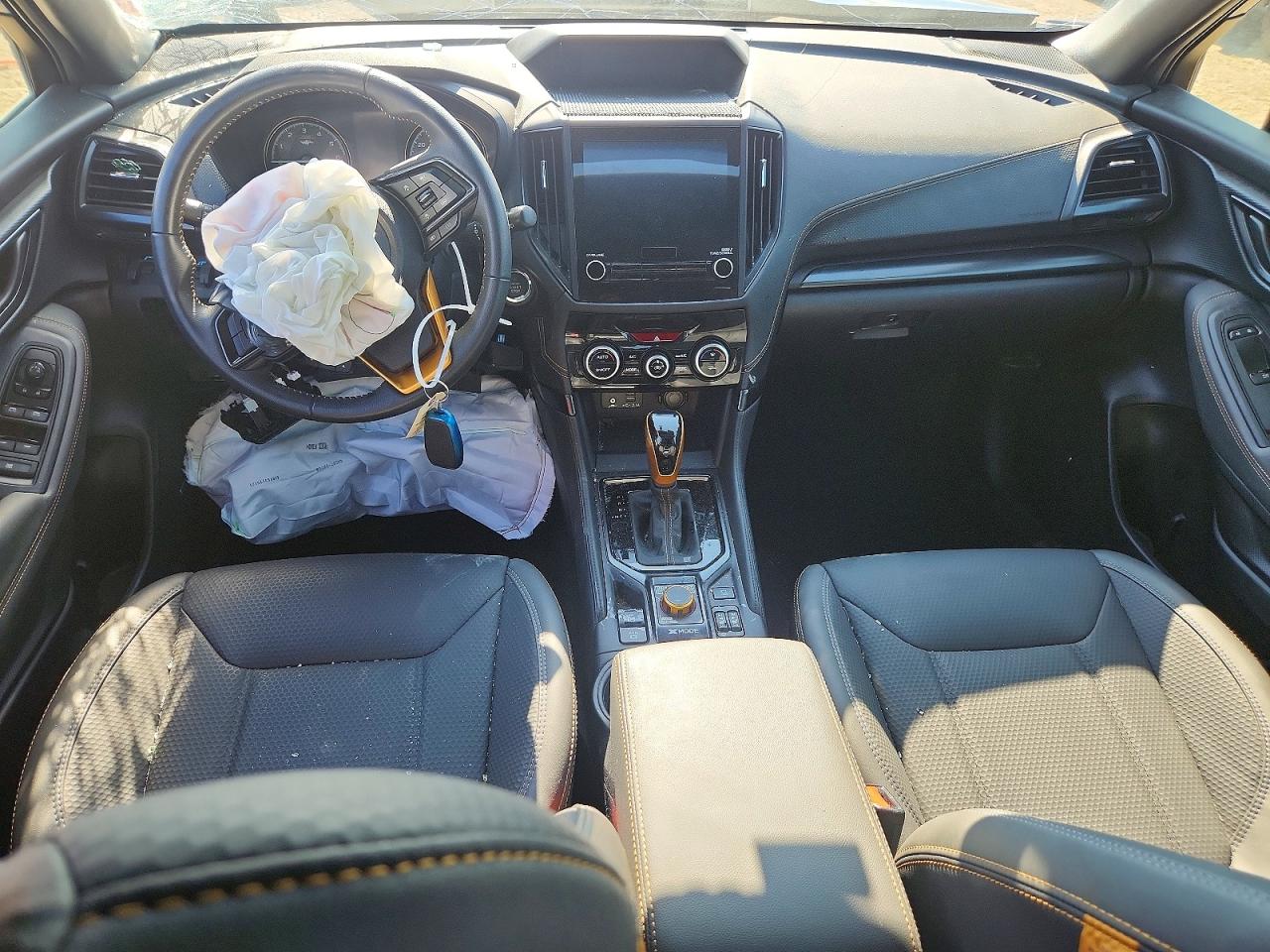 2024 Subaru Forester Wilderness Синий vin: JF2SKAJC9RH521722