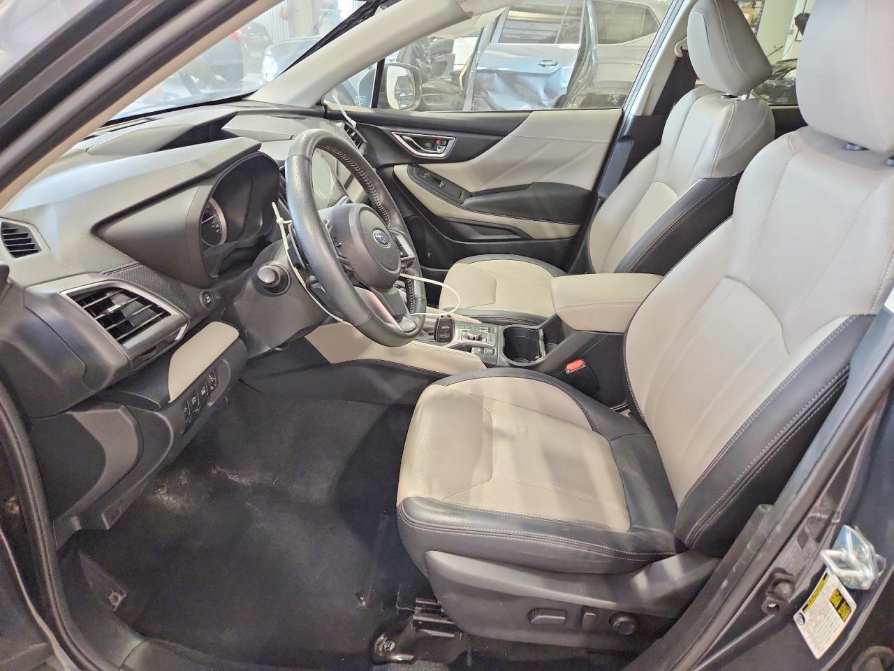 2024 Subaru Forester Limited Charcoal vin: JF2SKALC2RH515550