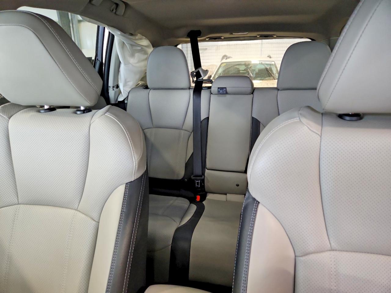 2024 Subaru Forester Limited Charcoal vin: JF2SKALC2RH515550