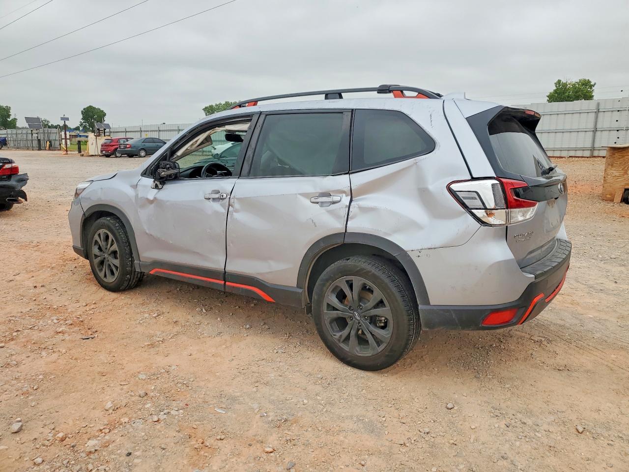 2020 Subaru Forester Sport Silver vin: JF2SKALC4LH549660