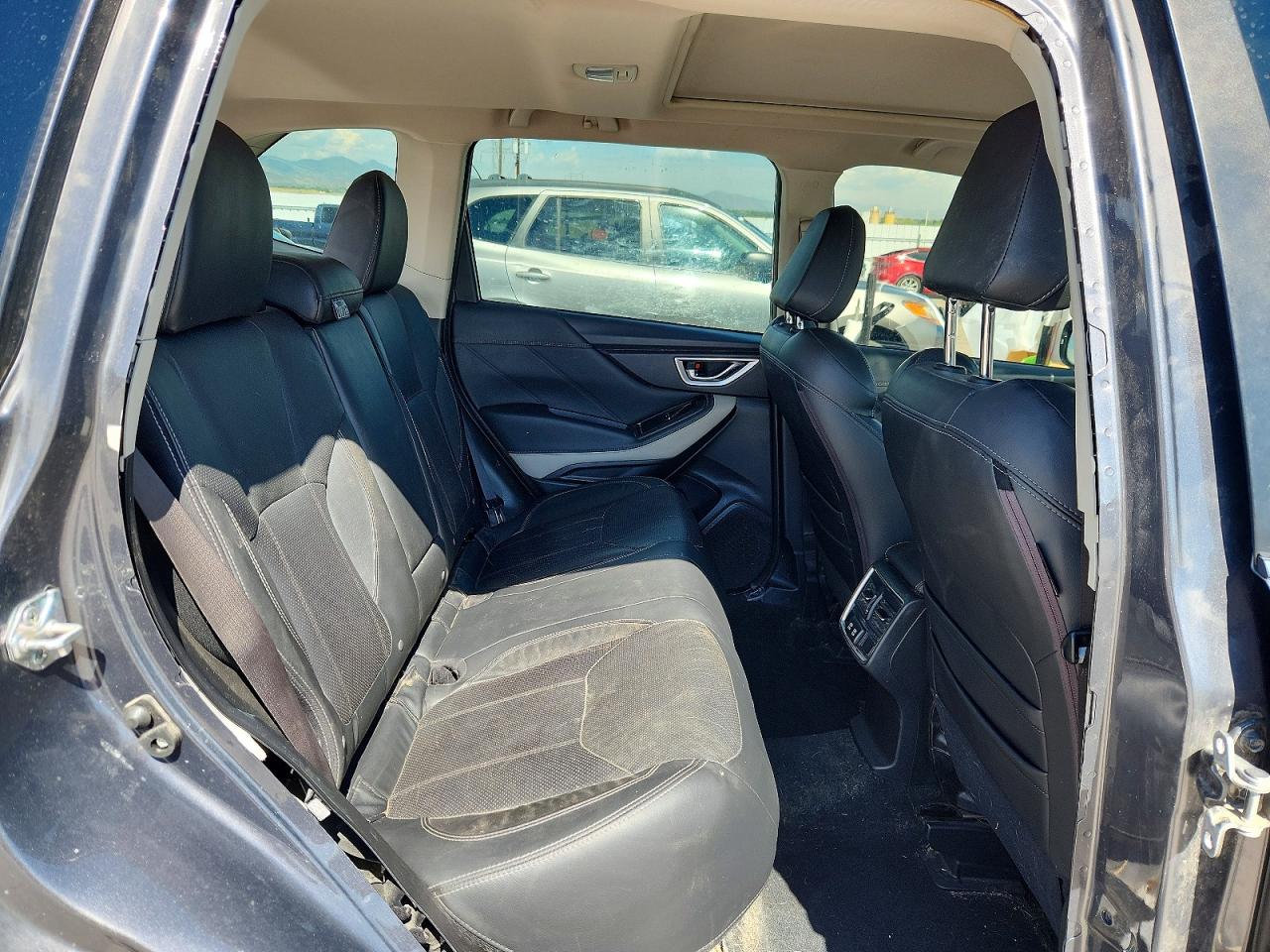 2024 Subaru Forester Limited Угольный vin: JF2SKALC8RH429045