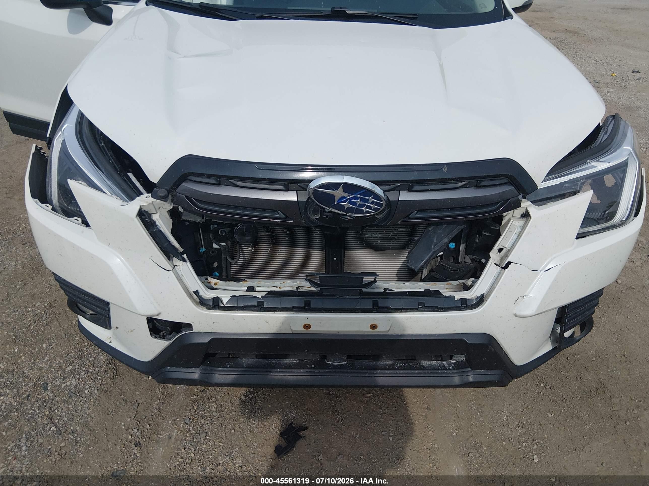 2023 Subaru Forester Limited White vin: JF2SKANC6PH440426