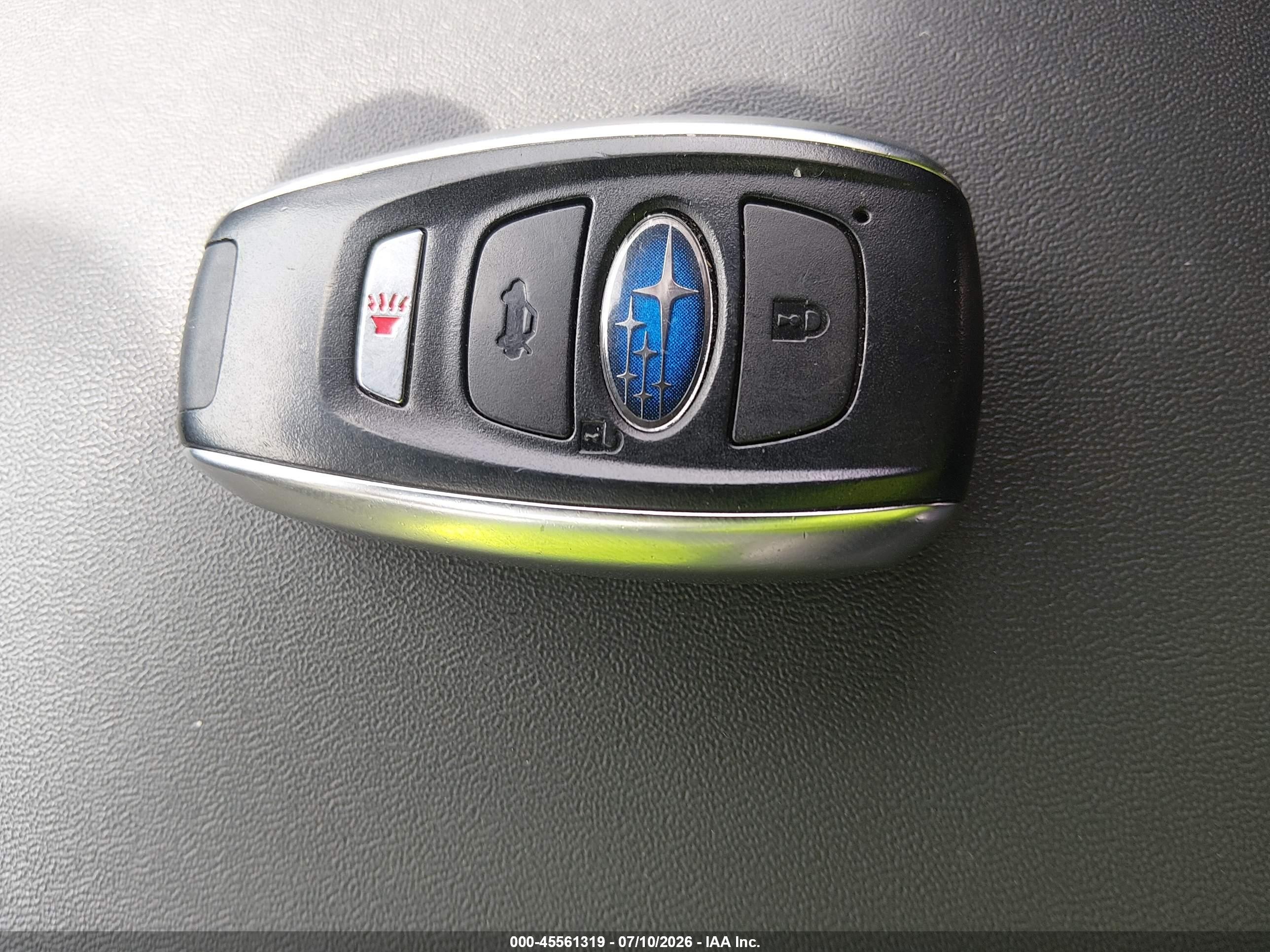 2023 Subaru Forester Limited White vin: JF2SKANC6PH440426