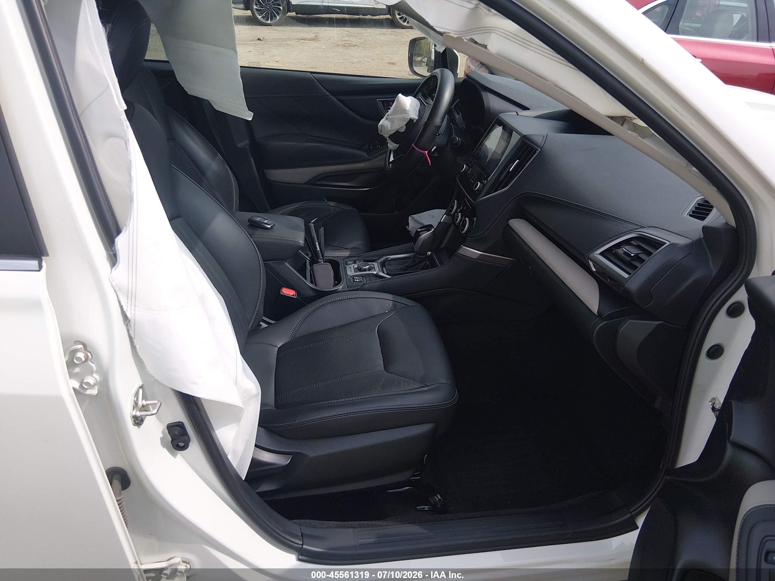 2023 Subaru Forester Limited White vin: JF2SKANC6PH440426