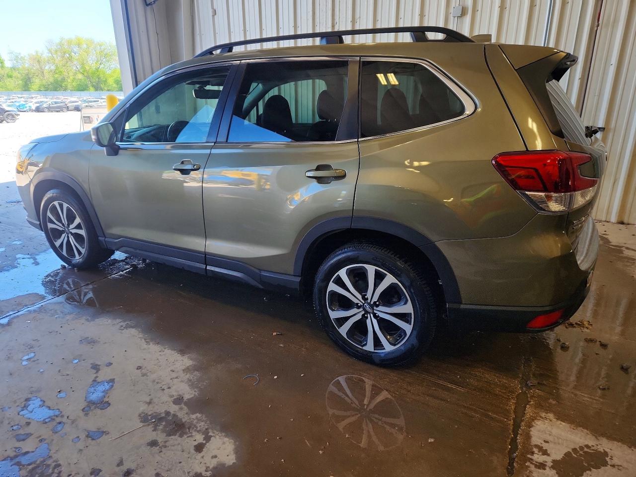 2023 Subaru Forester Limited Green vin: JF2SKAPC5PH484978