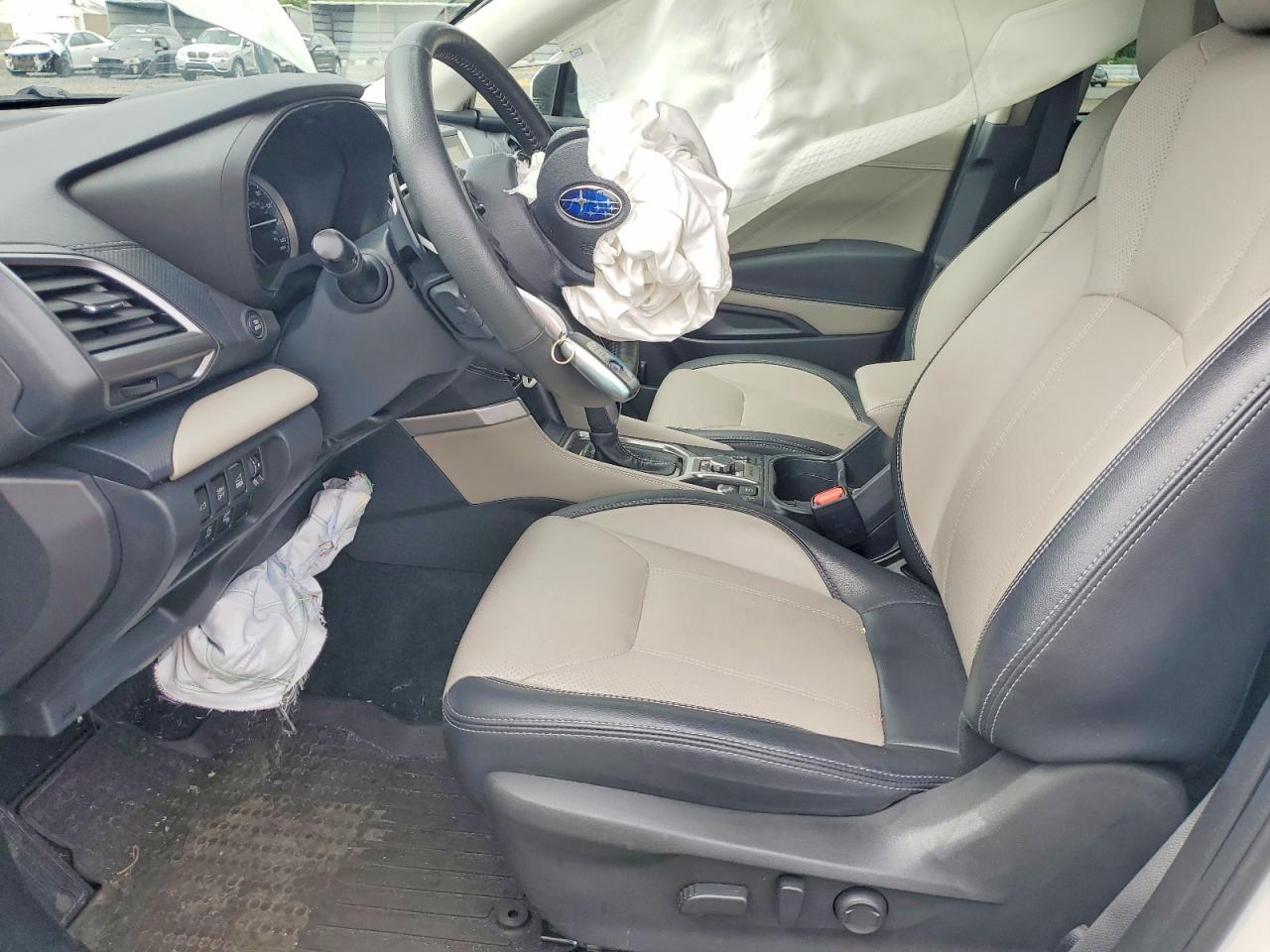 2022 Subaru Forester Limited White vin: JF2SKAPC9NH437319