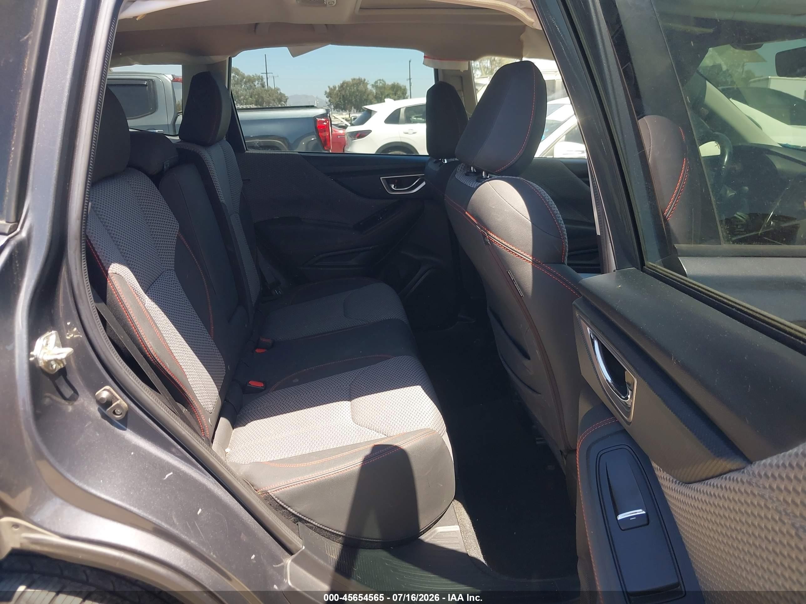 2021 Subaru Forester Sport Gray vin: JF2SKARC0MH498330
