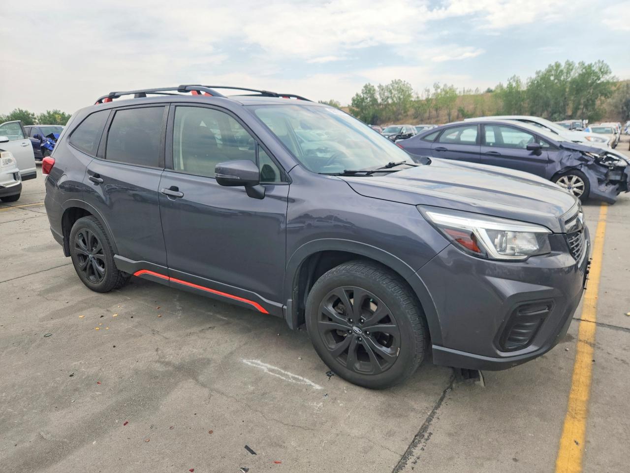 2020 Subaru Forester Sport Серый vin: JF2SKARC3LH419831