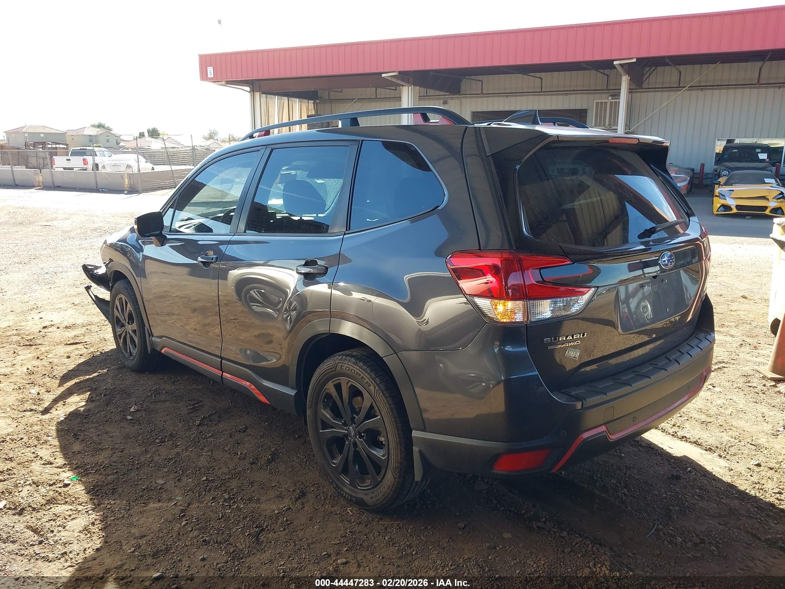 2021 Subaru Forester Sport Gray vin: JF2SKARC4MH500709