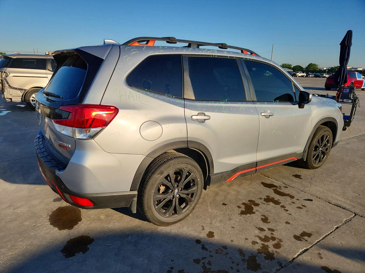 2021 Subaru Forester Sport Серебряный vin: JF2SKARC6MH579476