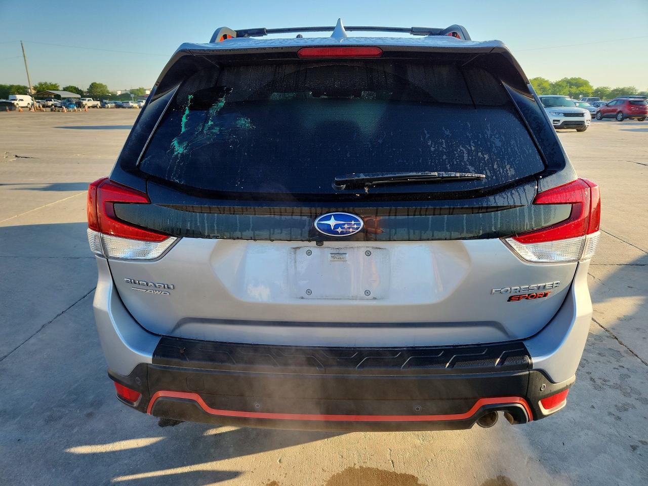 2021 Subaru Forester Sport Серебряный vin: JF2SKARC6MH579476