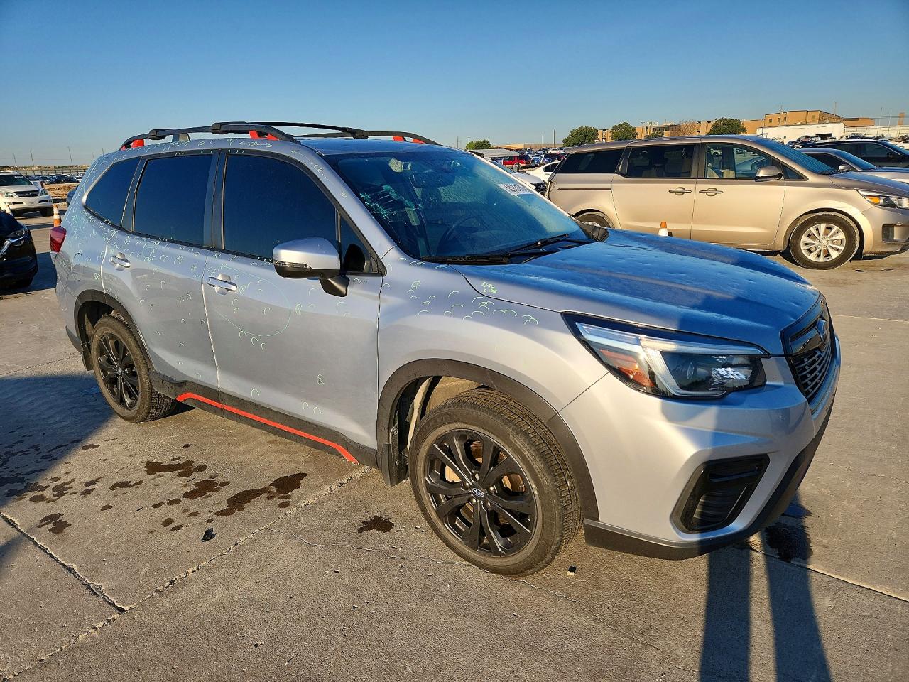 2021 Subaru Forester Sport Серебряный vin: JF2SKARC6MH579476