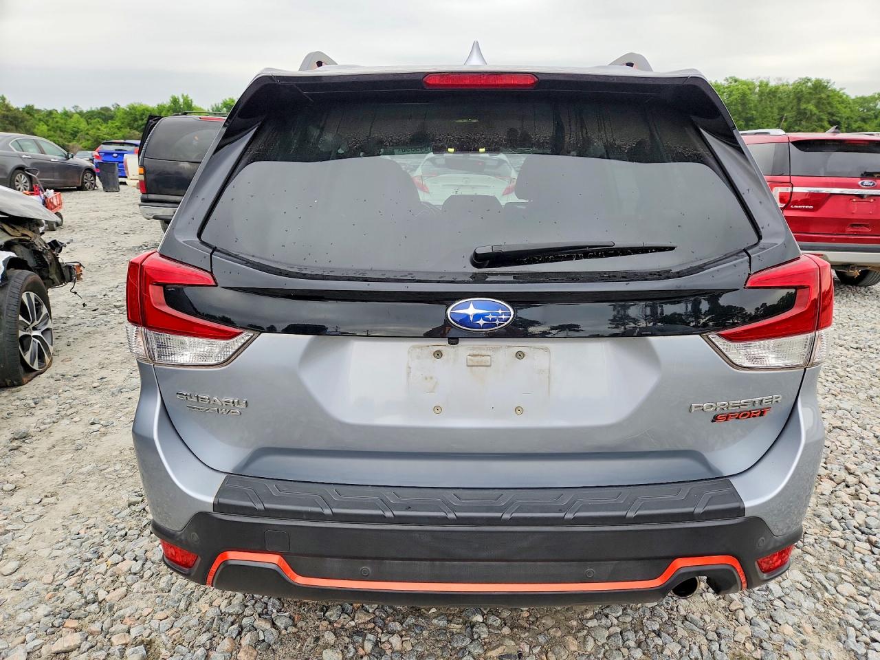 2020 Subaru Forester Sport Silver vin: JF2SKARCXLH581021