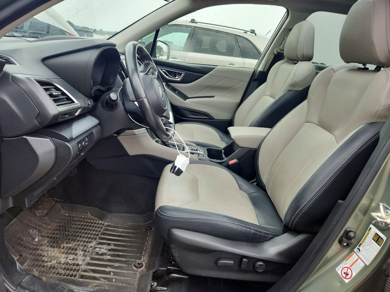 2019 Subaru Forester Limited Зеленый vin: JF2SKASC4KH550078