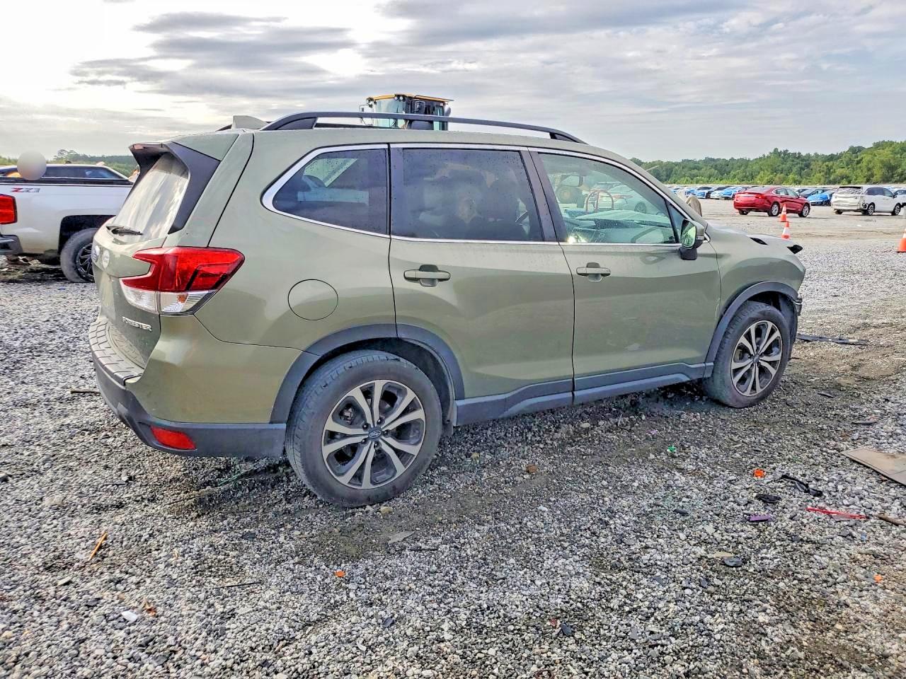 2020 Subaru Forester Limited Green vin: JF2SKASC4LH434607