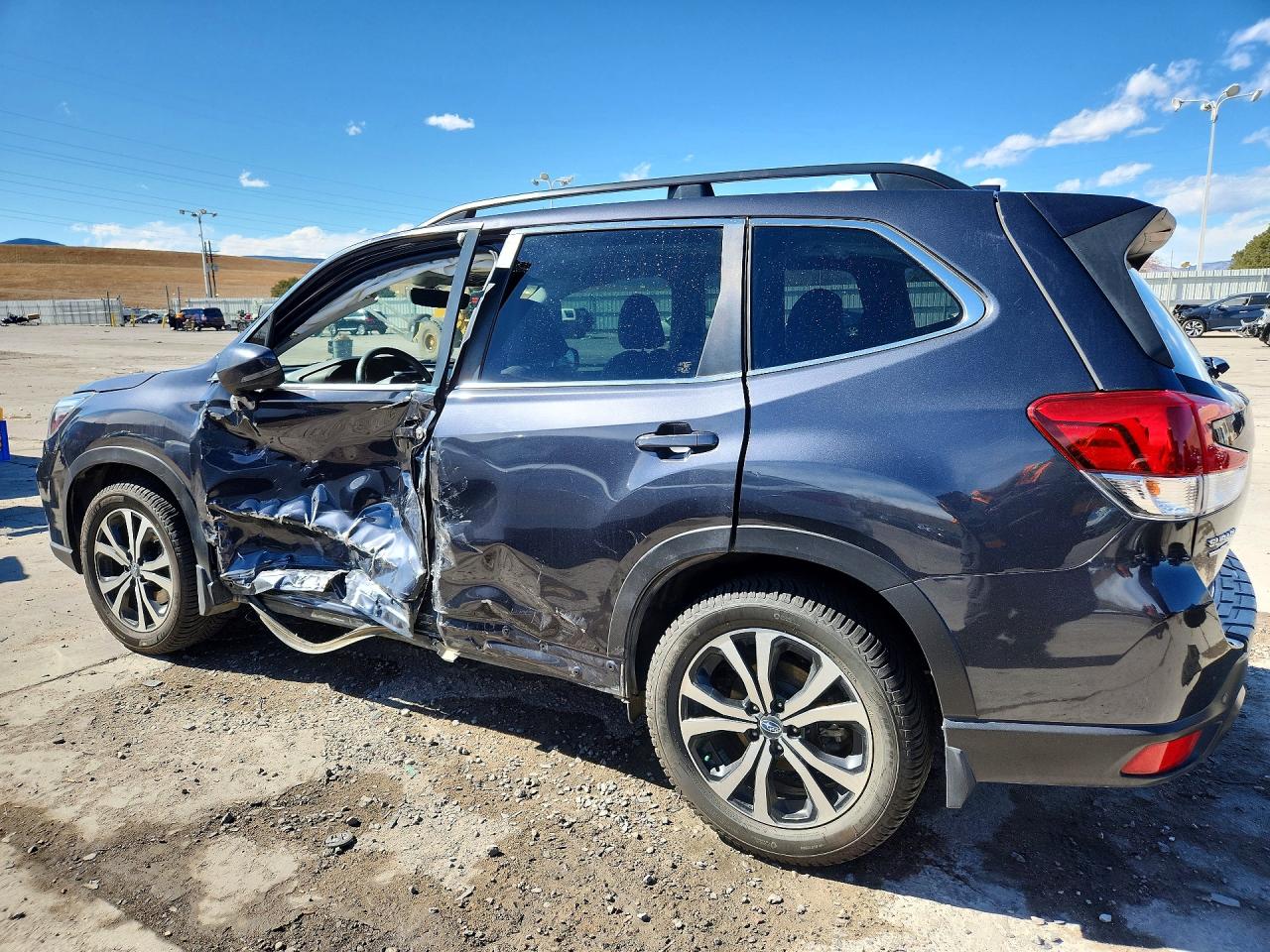 2019 Subaru Forester Limited Черный vin: JF2SKAUC7KH577806